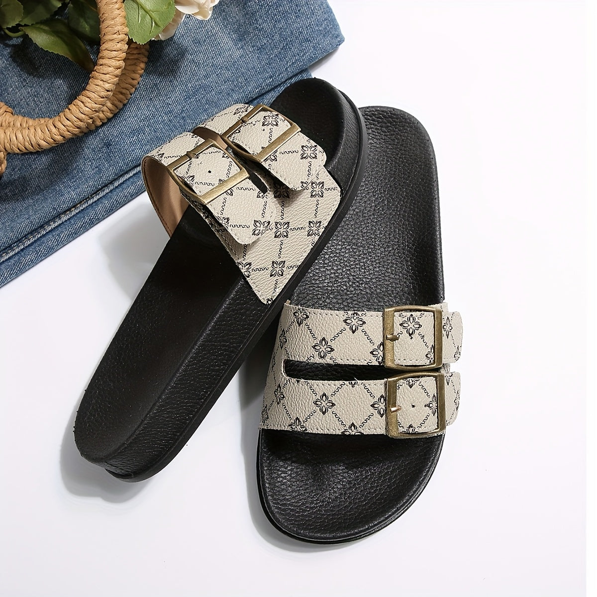Dam Sandaler Slip-in med Dubbelrem och Spänne – Trendiga Vardags- och Sommartofflor