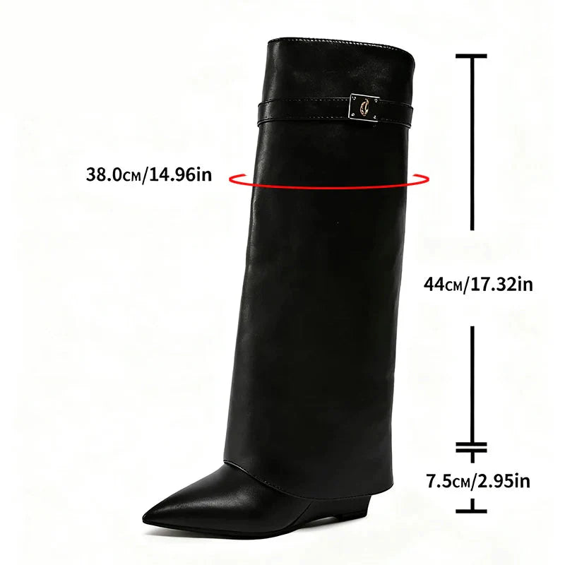 Damers slouchy låga stövlar med spetsig tå och dekorativ spänne – trendiga modeboots för vardag och fest