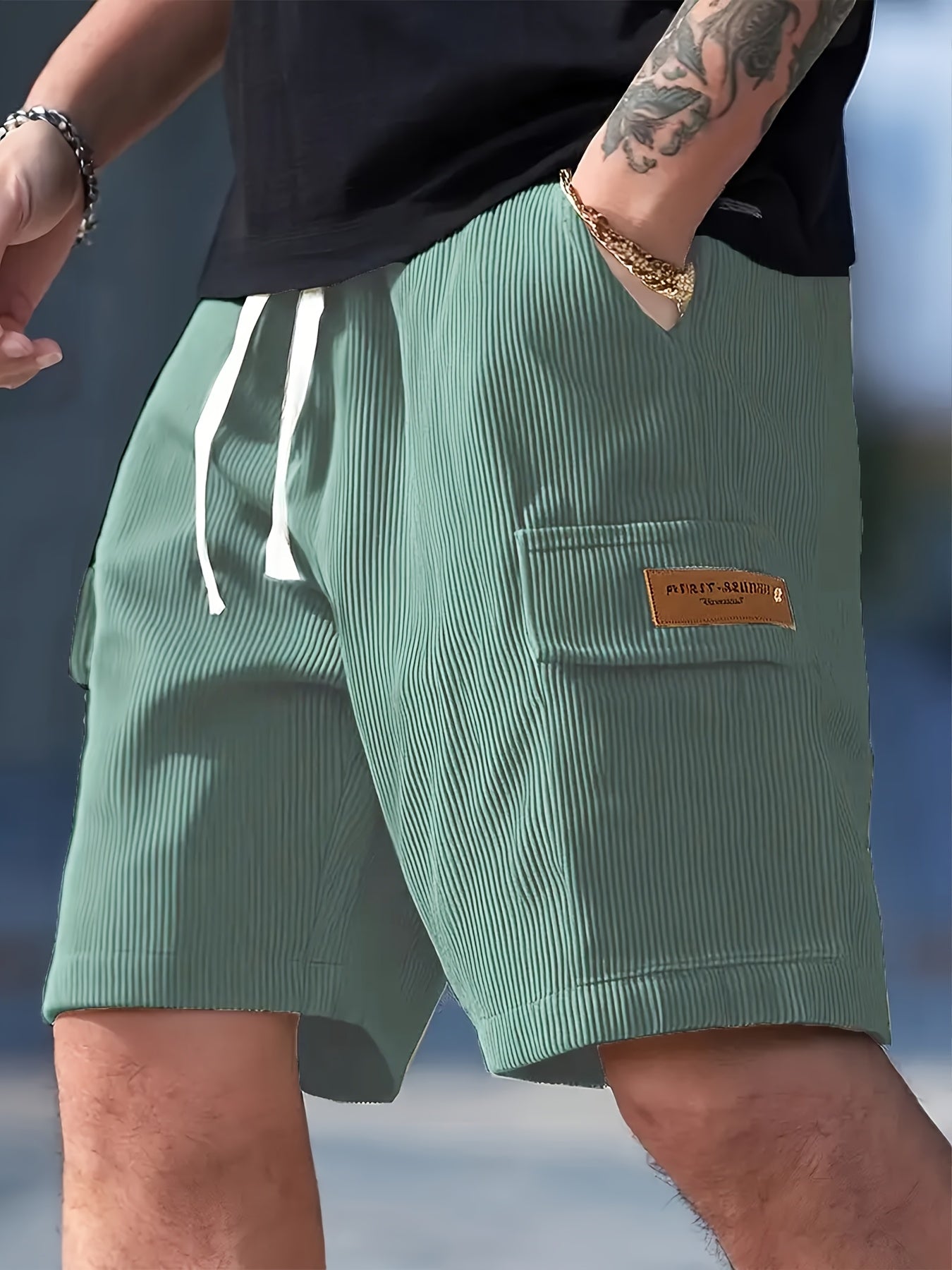 Herrshorts med avslappnad passform och fickdetalj – Perfekta för vardag och fritid