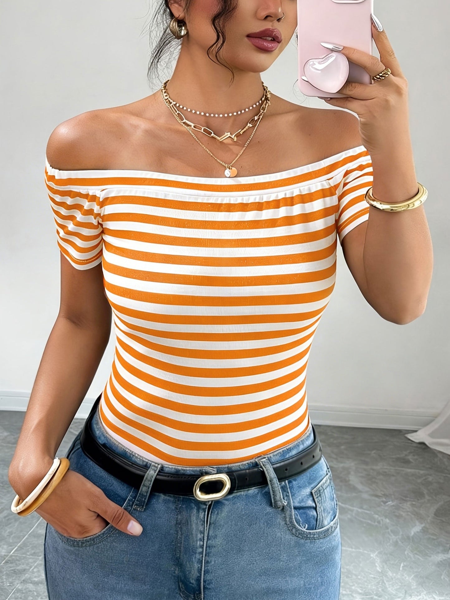 Dam Off-Shoulder Randig Topp – Elegant Bardot Stil för Vardag och Fest