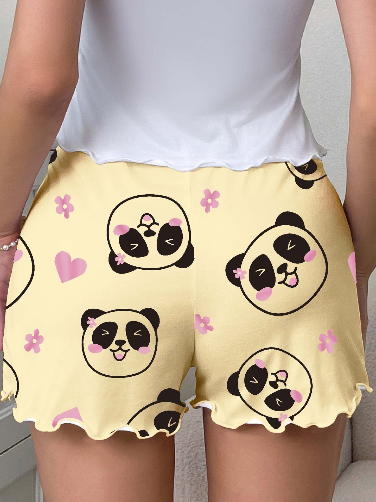 Dam Shorts med Panda-motiv – Söt och Lekfull Pyjamas för Vuxna – Perfekt för Vår och Sommar