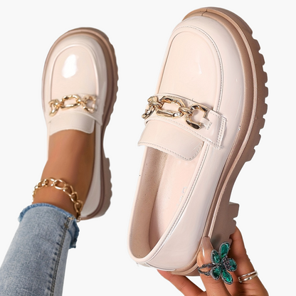 Damloafers med kedjedetalj – Preppy slip-on för vardagsbruk