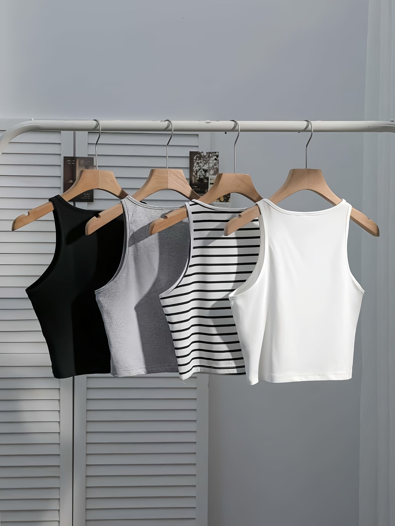 Damlinne – Trendigt och Bekvämt Ribbade Crop Top för Vardag och Träning