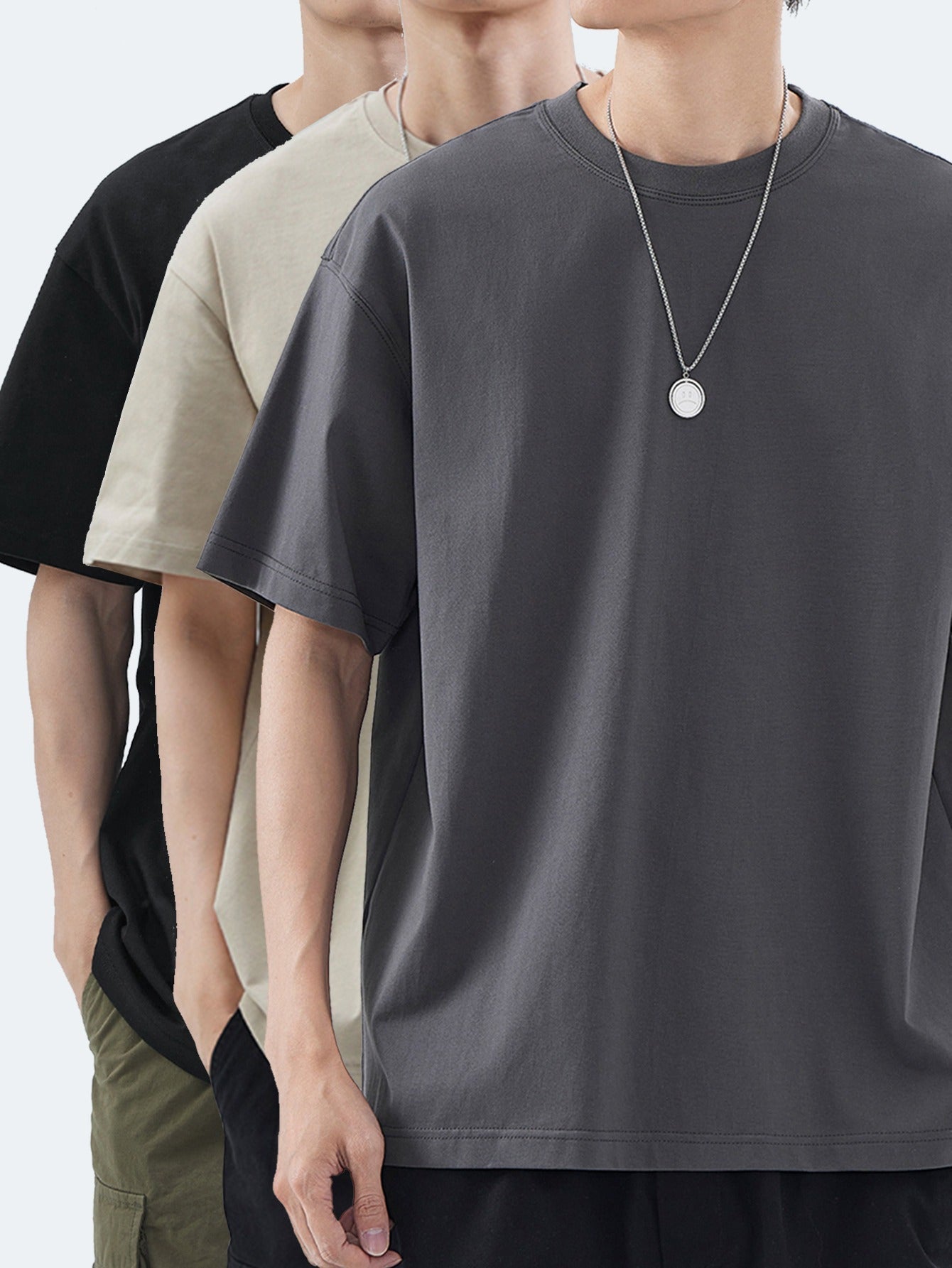 Herr T-shirt i avslappnad stil – Perfekt för vardag och fritid