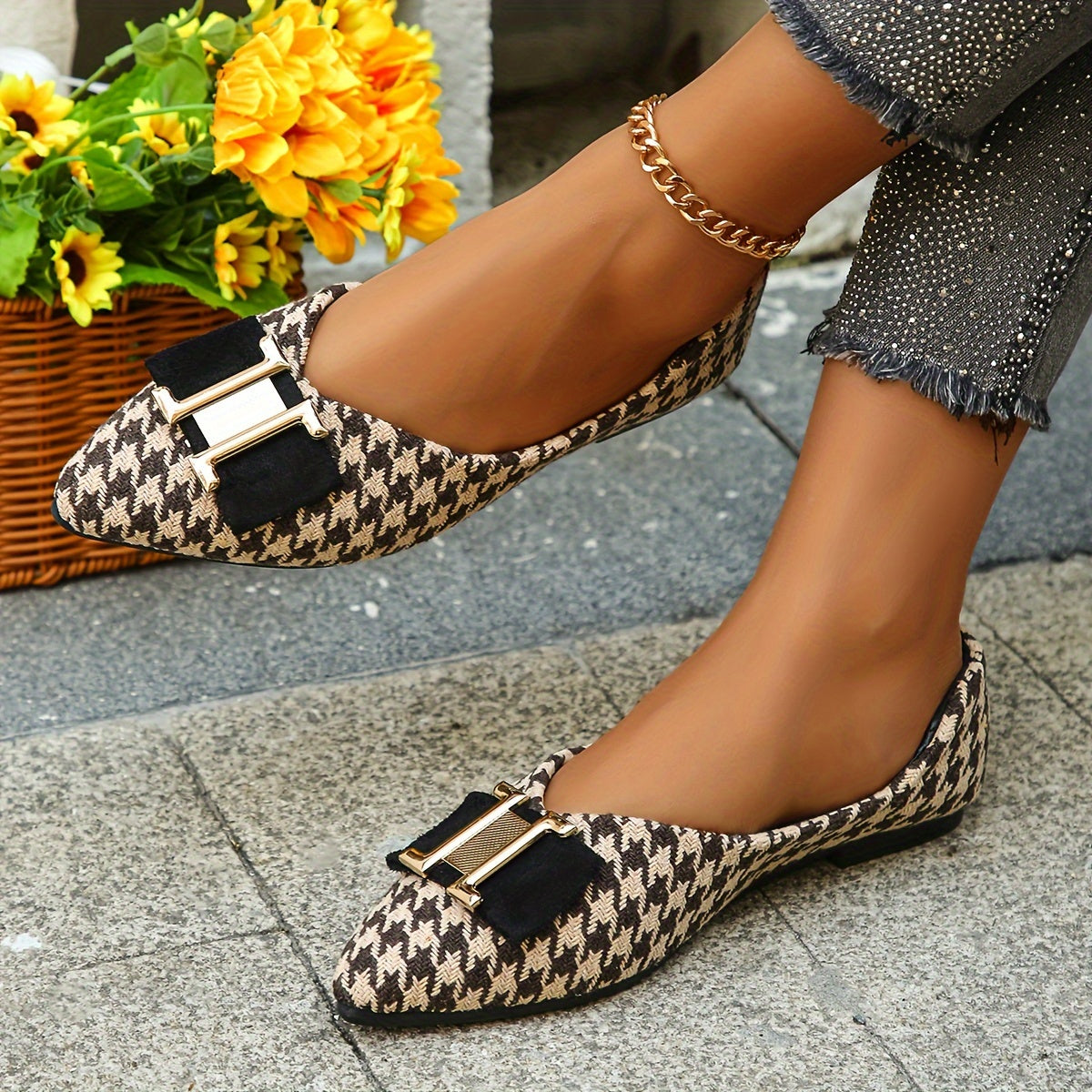 Damers eleganta loafers med spetsig tå och hundtandsmönster – Perfekta vardagsskor med dekorativ detalj