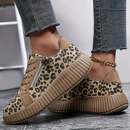 Damsneakers med leopardmönster och platåsula – Trendiga vardagsskor