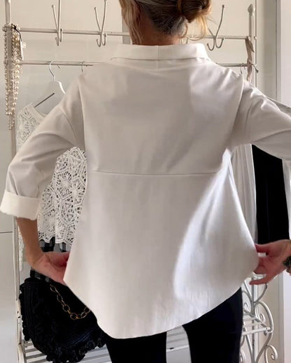 Damtop med modern lös passform och hög krage – Elegant vardags- och festplagg för kvinnor