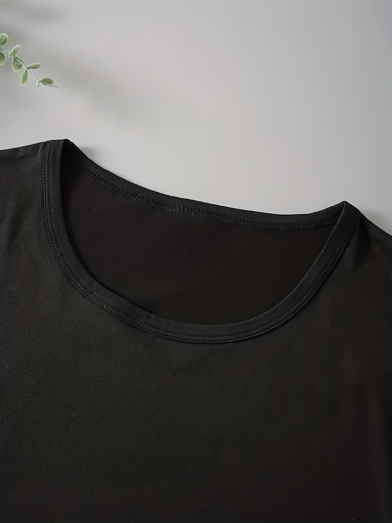 Dam T-shirt med rolig text – Avslappnad vardagsstil – Perfekt för sommar och fritid