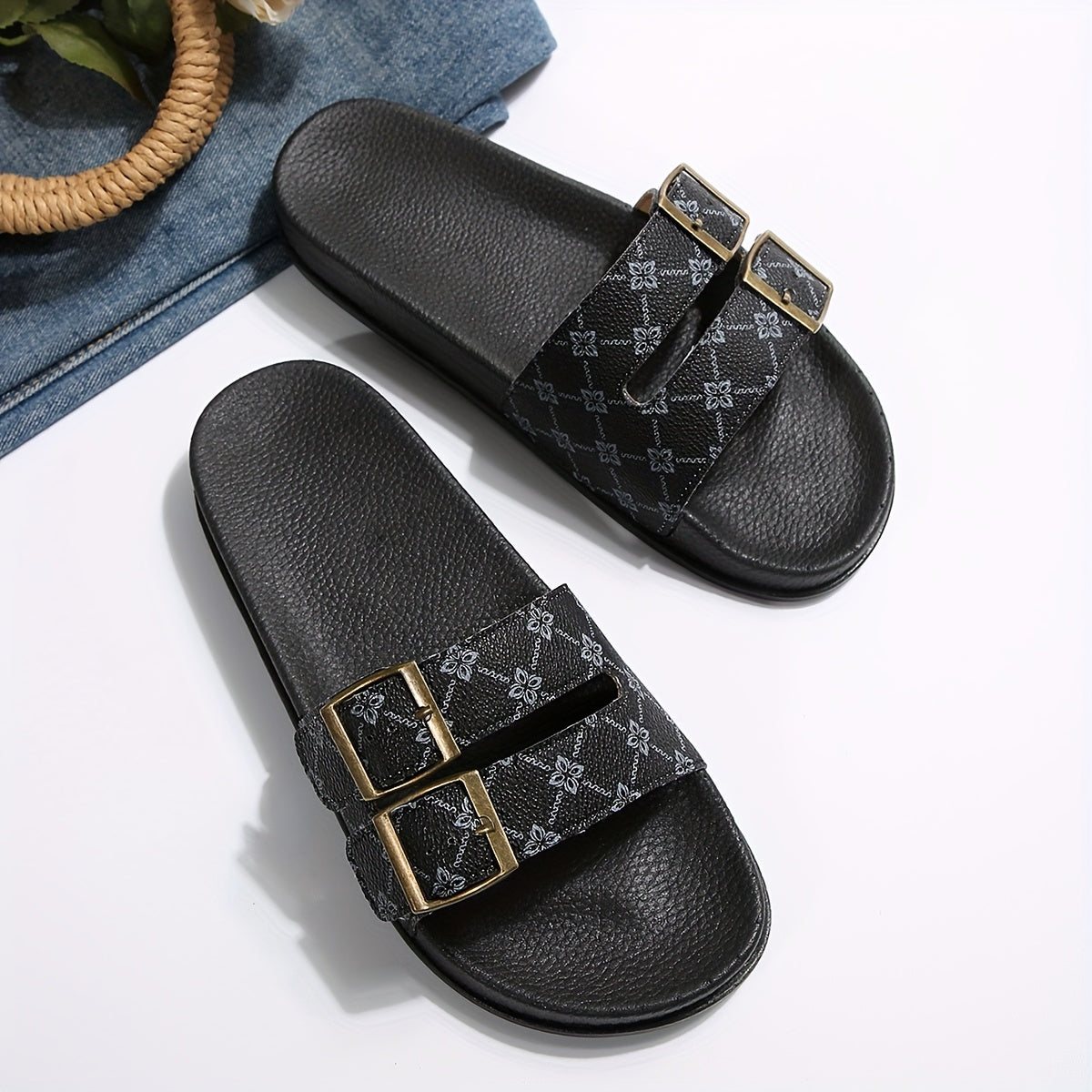Dam Sandaler Slip-in med Dubbelrem och Spänne – Trendiga Vardags- och Sommartofflor