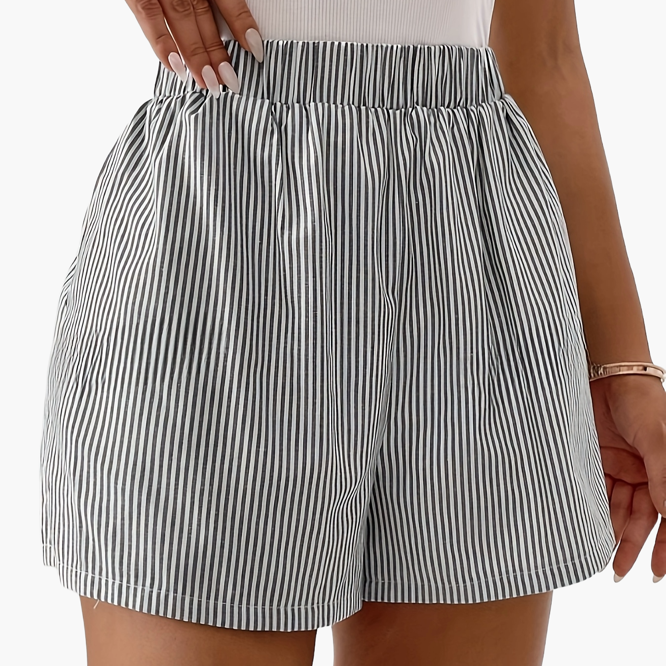 Damshorts med hög midja, randigt mönster, elegant sommarstil