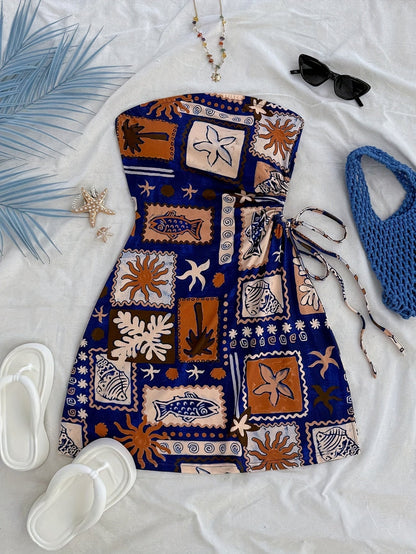Dam Strandklänning Med Bandeau-Design Och Tropiska Motiv – Perfekt För Semester Och Sommar