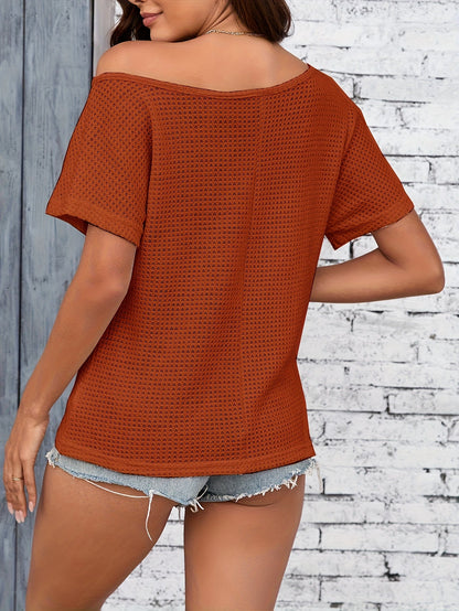 Dam Off-Shoulder Stickad Topp – Trendig Sommarstil för Avslappnad och Elegant Look