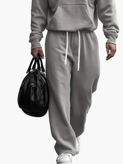 Herrset med Hoodie och Joggingbyxor – Ledig och Trendig Streetwear för Vardag och Träning