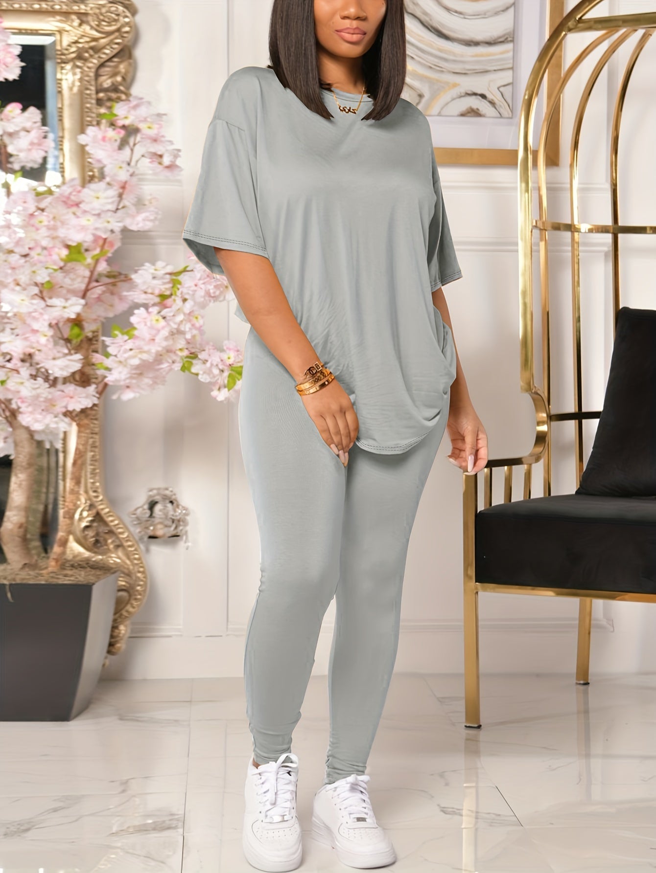 Dam T-shirt och Leggings Set – Avslappnad Vardagsstil för Kvinnor