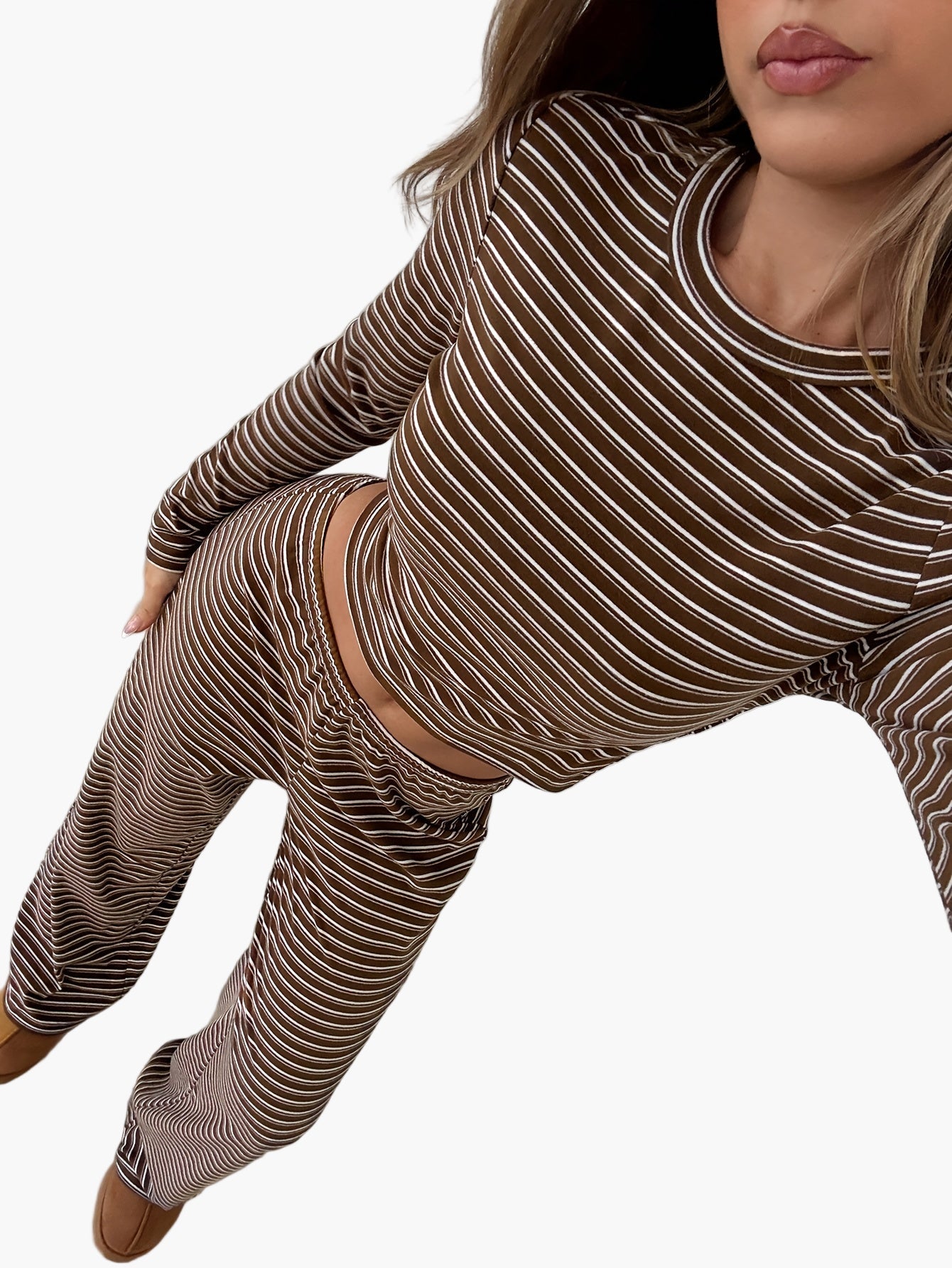 Dam Lounge Set i Randigt – Bekväm och Trendig Hemmadress