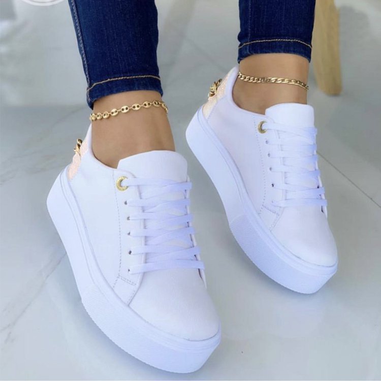 Sneakers dam – vita platåskor för vardag och sommar