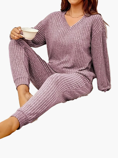 Dam Lounge-set med V-ringning och ribbad design – Perfekt för mys och avkoppling
