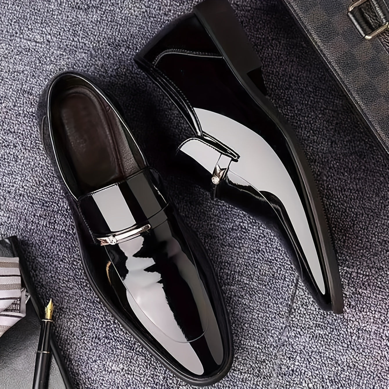 Herr Slip-On Lackskor – Elegant Loafer för Fest och Kontor