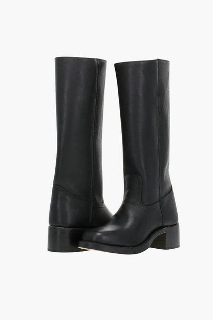 Dam Klassiska Stövlar med Modern Touch – Stilrena och Mångsidiga Boots för Vardag & Fritid