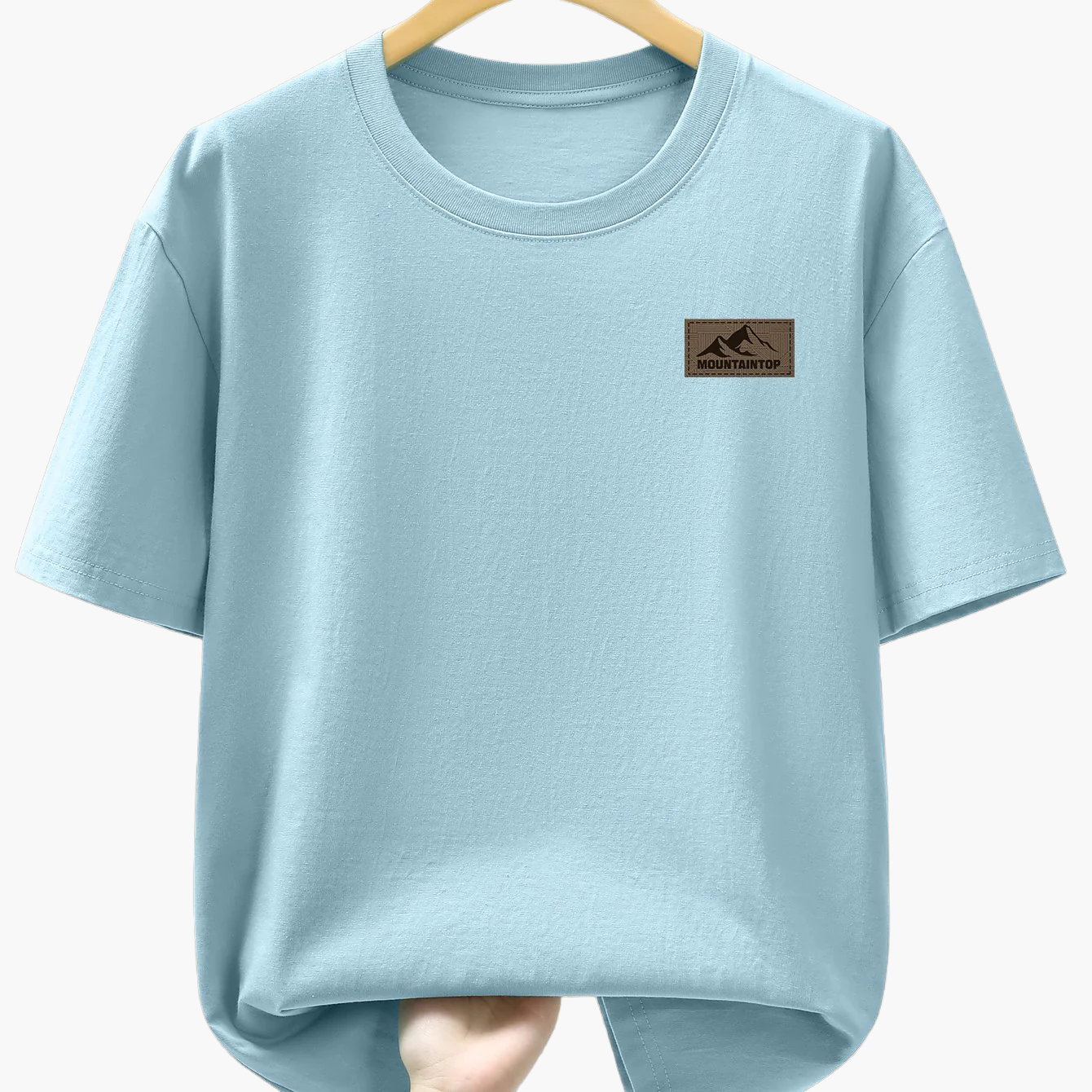 Herr T-shirt med minimalistisk bergslogga – Avslappnad och trendig vardagsstil