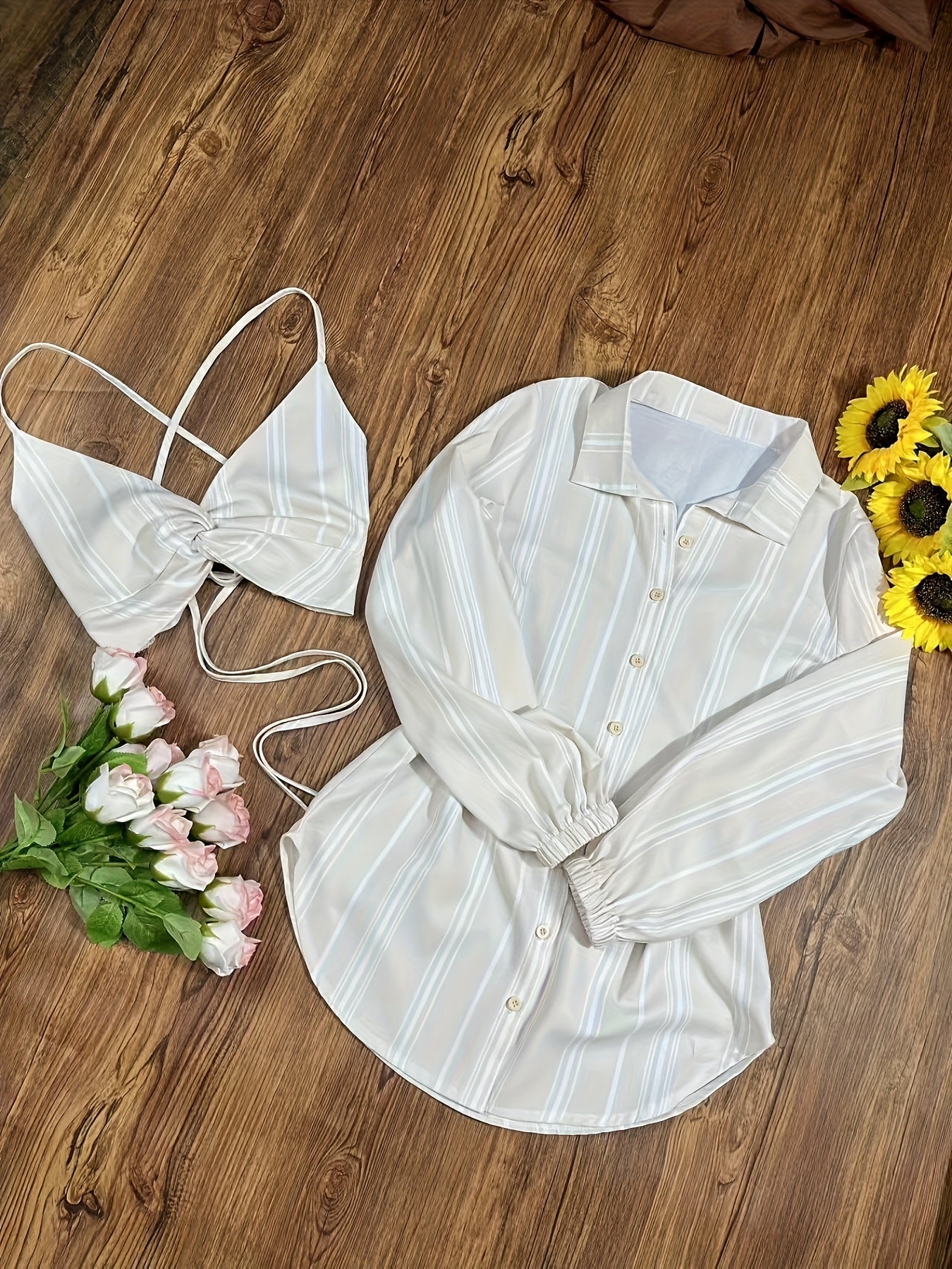 Dam Set – Modernt Sommarset med Randig Crop Top, Skjorta och Jeanskjol – Perfekt för Semester och Vardagsbruk