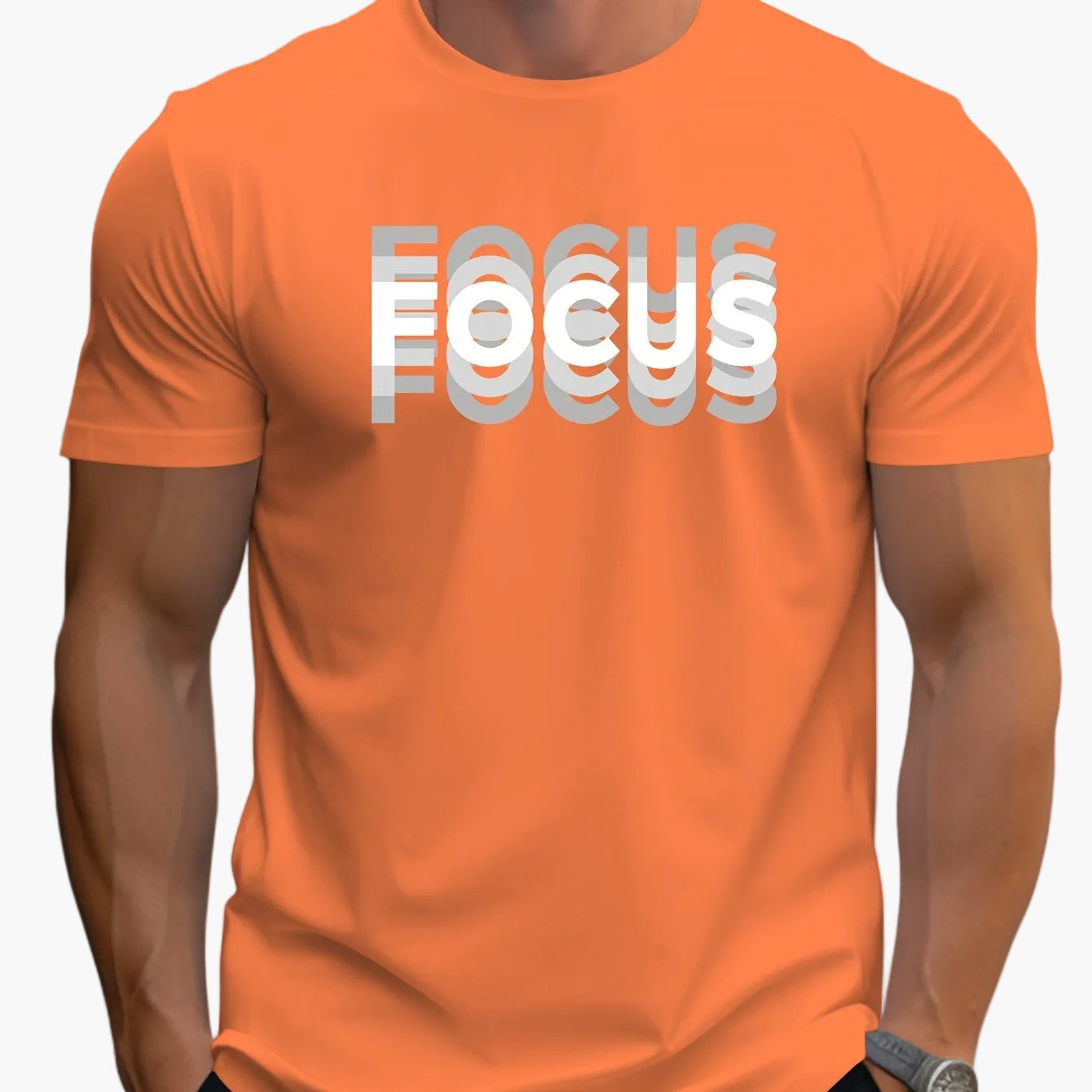 Herr T-shirt med modern textdesign och motiverande budskap – FOCUS, avslappnad stil för vardagsbruk