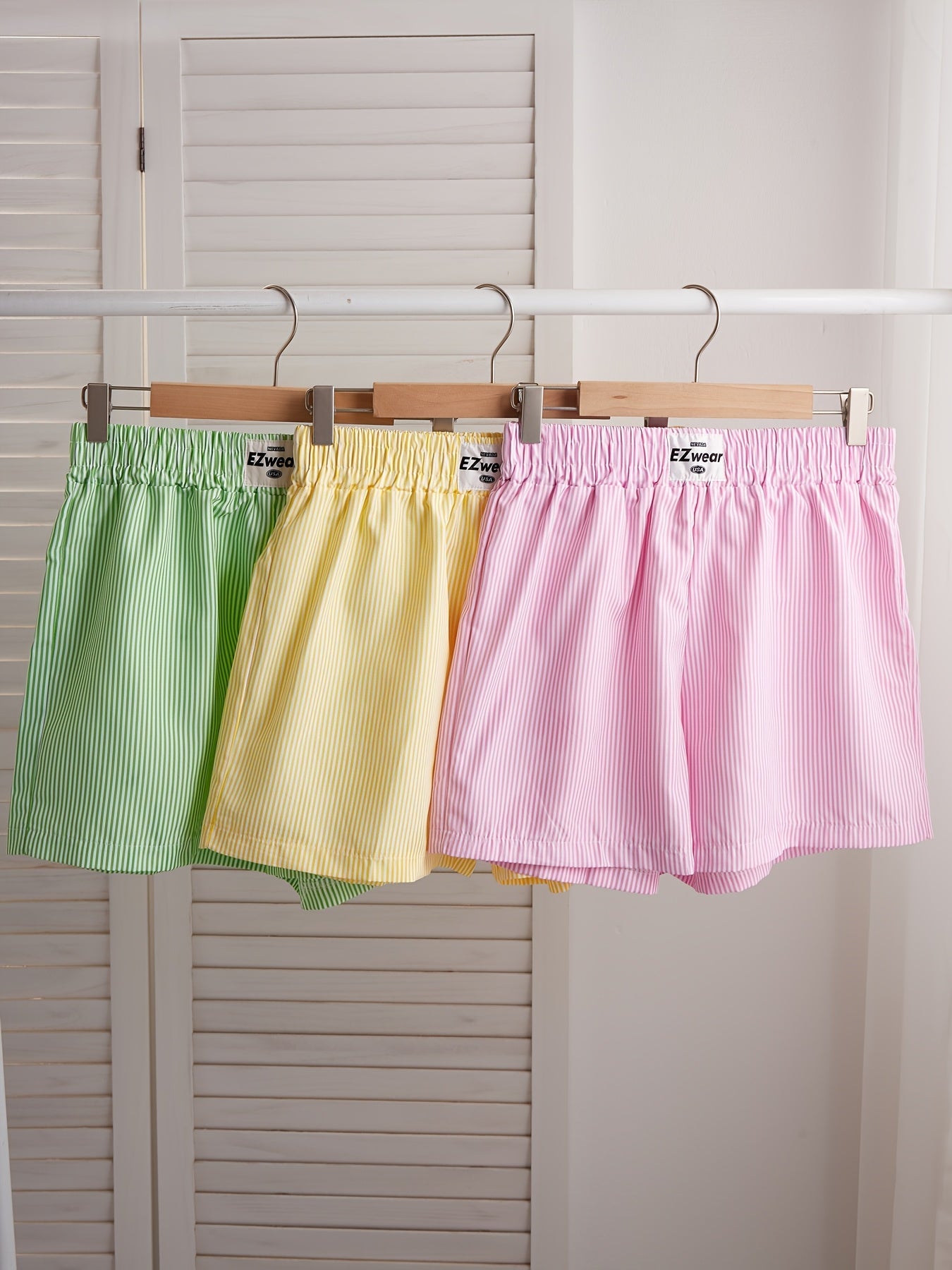 Damers randiga avslappnade pyjamasshorts – perfekt för vardagskomfort och sommar