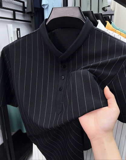Herrskjorta med kort ärm och ståkrage – Stilren randig design för smart-casual och vardagsbruk