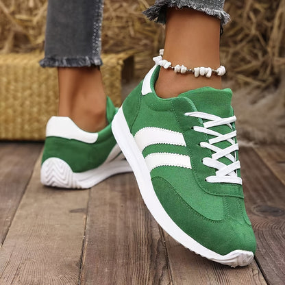 Dam Sneakers Sportiga Vardagslöparskor med Klassisk Design