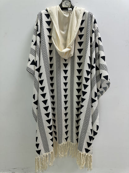 Herr Poncho Strand Kaftan med Geometriskt Mönster och Huvud – Bohemisk Festivalstil