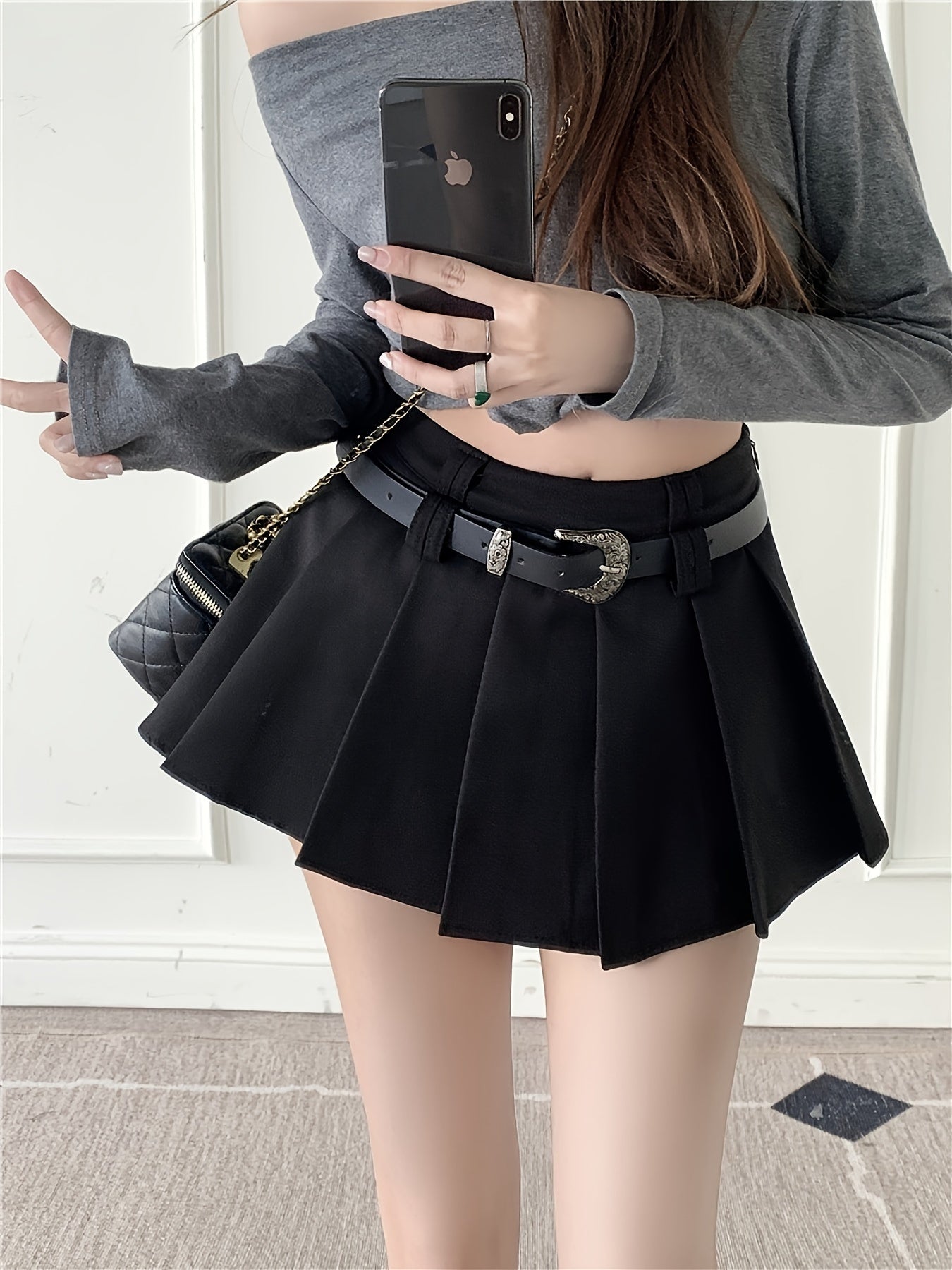 Dam Kjol och Crop Top Set, Plisserad Mini Kjol med Bälte, Trendig och Sexig Outfit för Vardag och Fest
