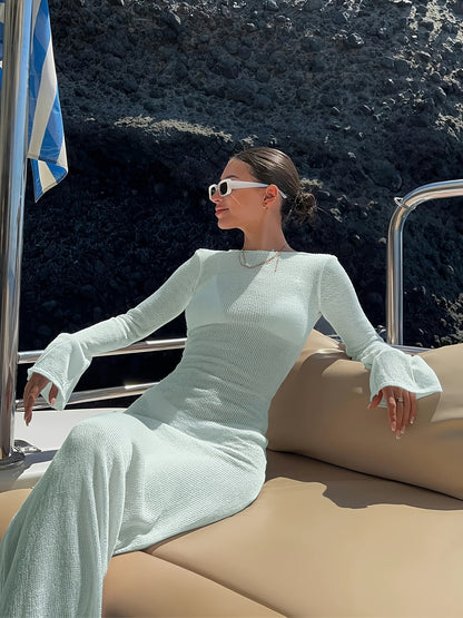 Damers maxiklänning med lång ärm och elegant strandstil – perfekt för semester, båt och pool