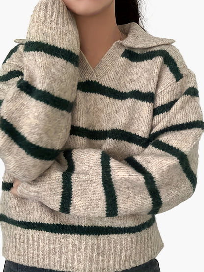 Damtröja med eleganta ränder och krage för höst och vinter