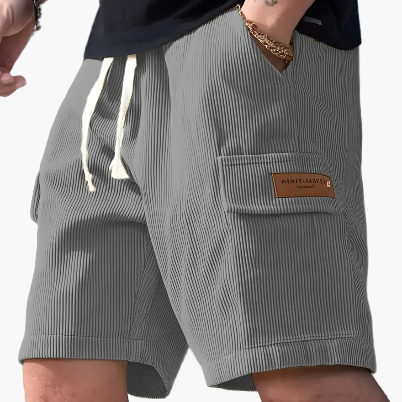 Herrshorts med avslappnad passform och fickdetalj – Perfekta för vardag och fritid