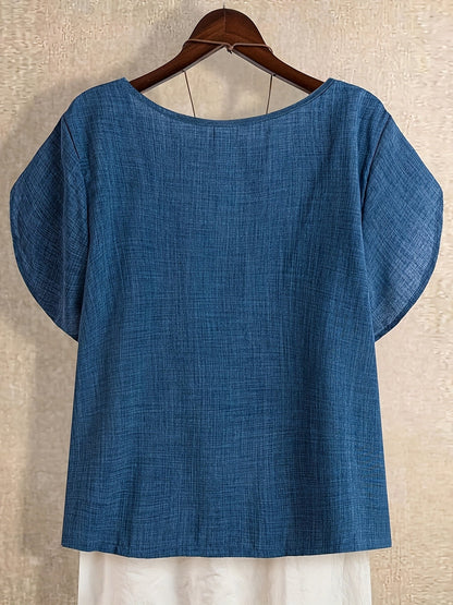 Dam Kortärmad Tunika Blus med Asymmetrisk Krage och Knappdetalj – Elegant och Avslappnad Stil