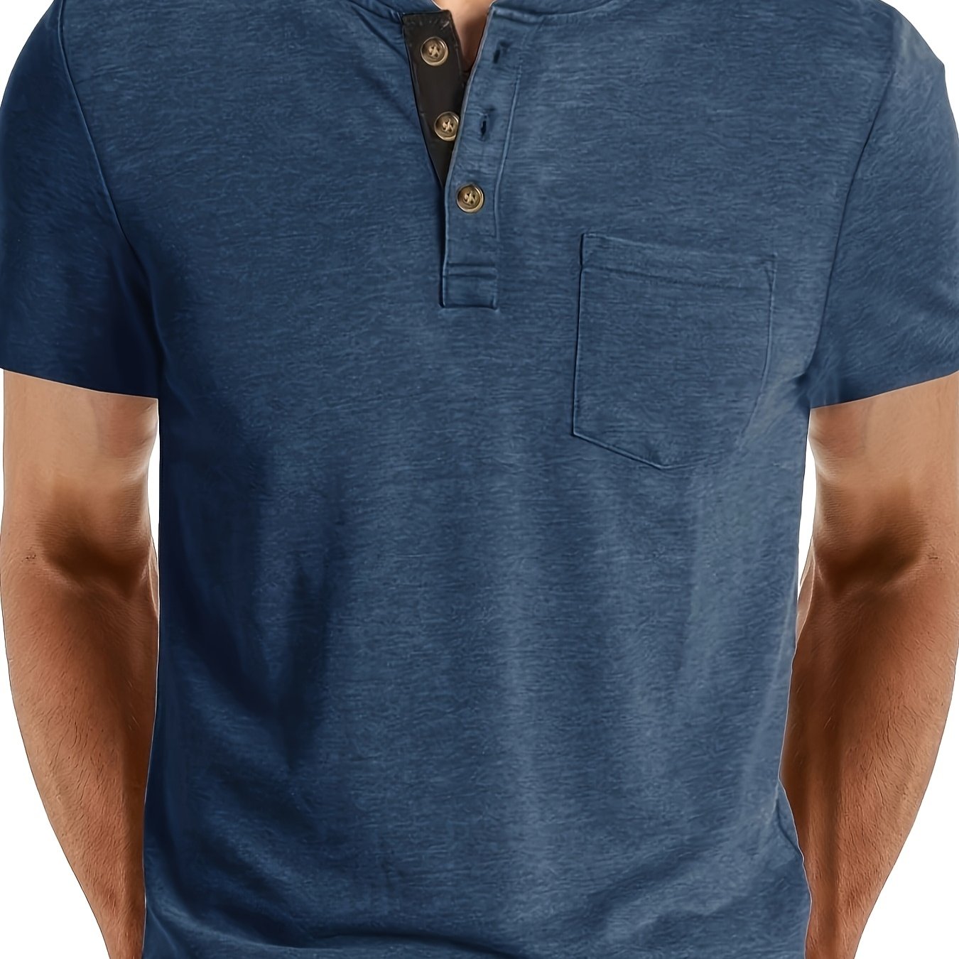 Herr T-shirt med knappslå och bröstficka – Casual stil för vardag och fritid