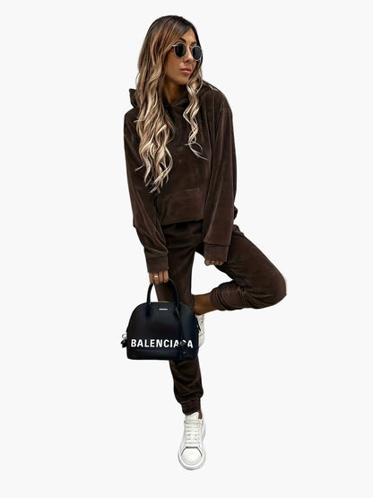 Damset Sportig Hoodie och Joggingbyxor – Vardagsoutfit med Trendig Design
