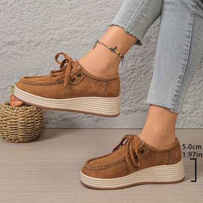 Dam Sneakers med Platåsula – Trendiga Lågskor för Vardagsbruk