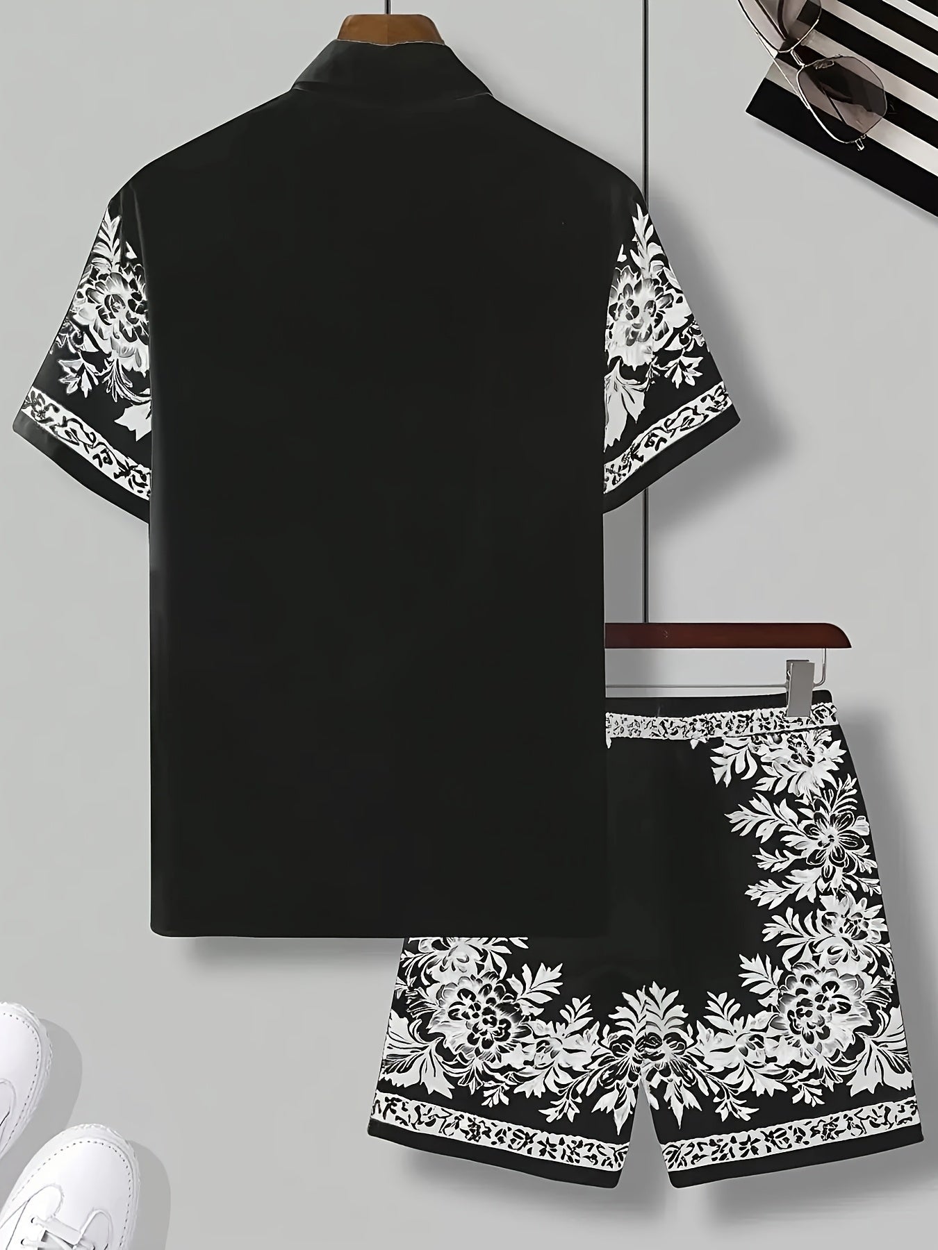 Herrset – Somrig kortärmad skjorta och shorts med blommönster, avslappnad semesterstil