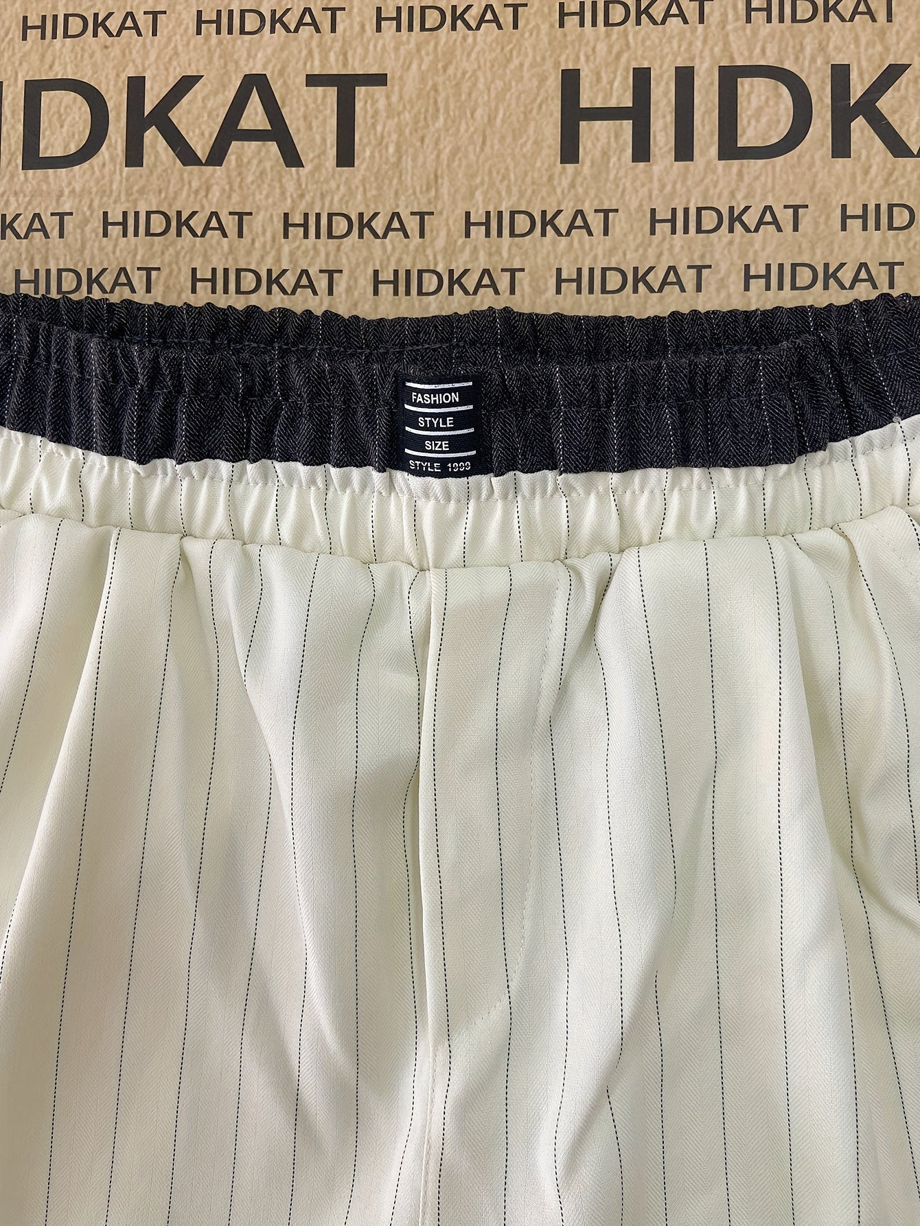 Herrbyxa med vida ben och eleganta ränder – Modern lounge- och fritidsbyxa