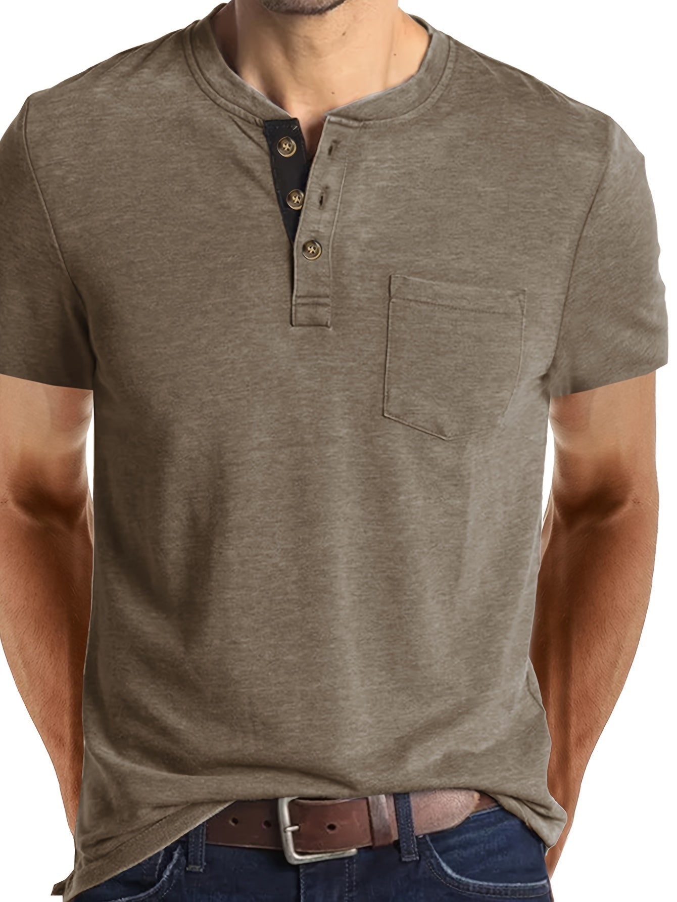 Herr T-shirt med knappslå och bröstficka – Casual stil för vardag och fritid