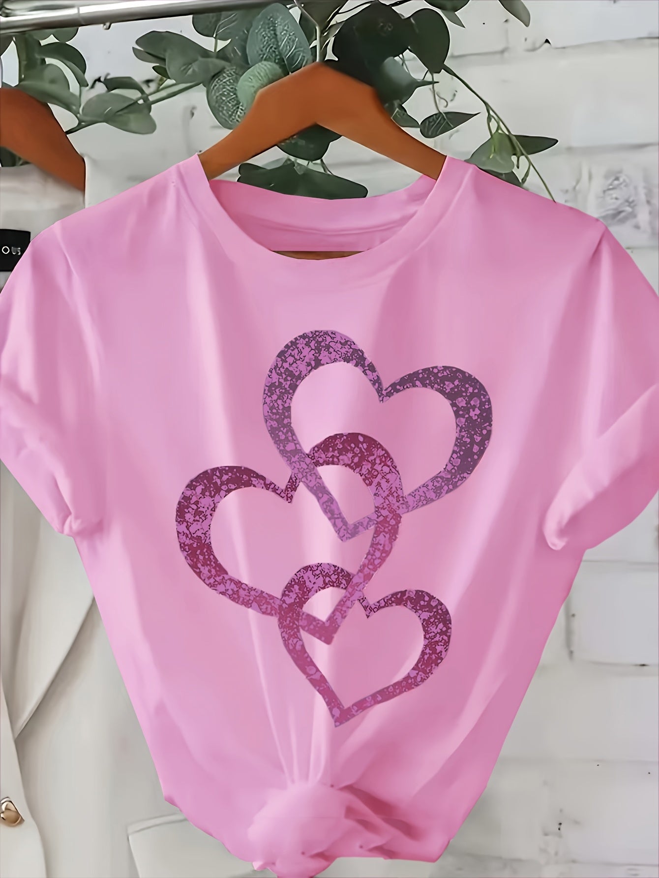 Dam T-shirt med glitterhjärtan – Trendig vardagsstil för sommar