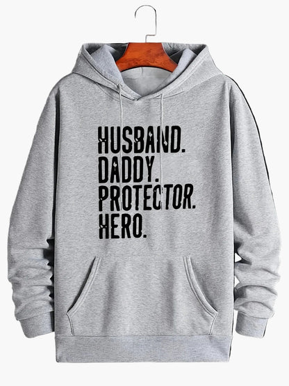 Herr Hoodie med Text – Husband Daddy Protector Hero – Casual Stil för Fars Dag och Familjeaktiviteter