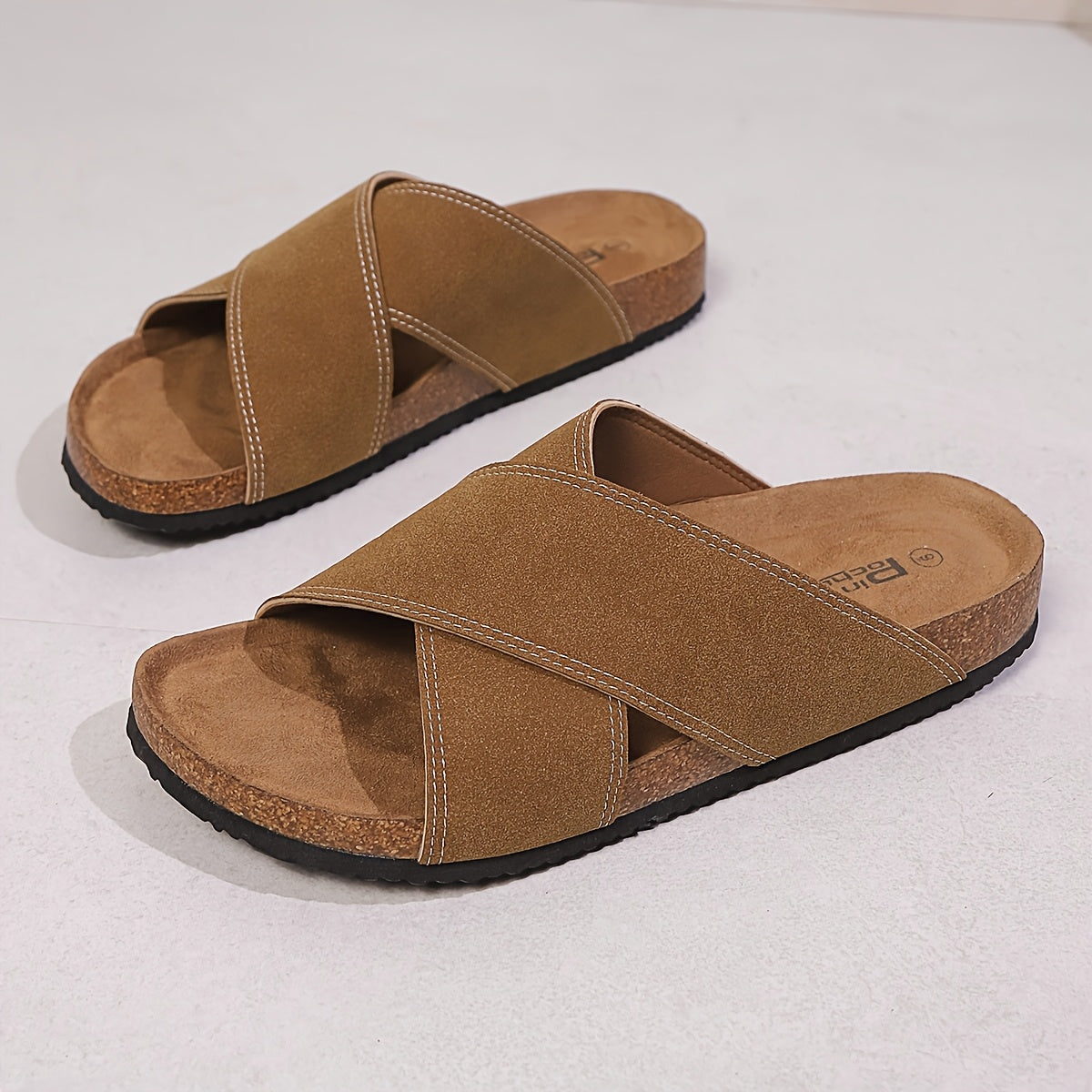 Herr Sandaler med Korsade Remmar – Stilrena och Bekväma Sandaler för Vardagsbruk
