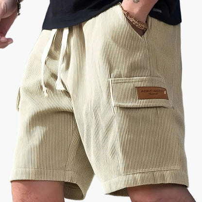 Herrshorts med avslappnad passform och fickdetalj – Perfekta för vardag och fritid