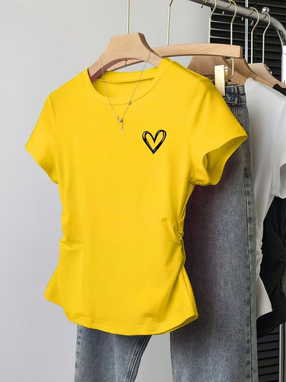 Dam T-shirt med hjärtmotiv och smickrande passform – Trendigt vardagsplagg