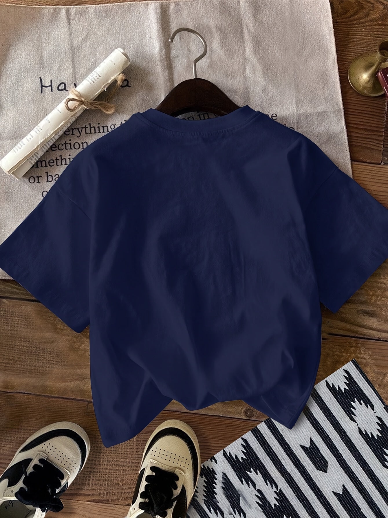 Dam T-shirt med Brooklyn-tryck och avslappnad streetwear-stil för vardagsbruk