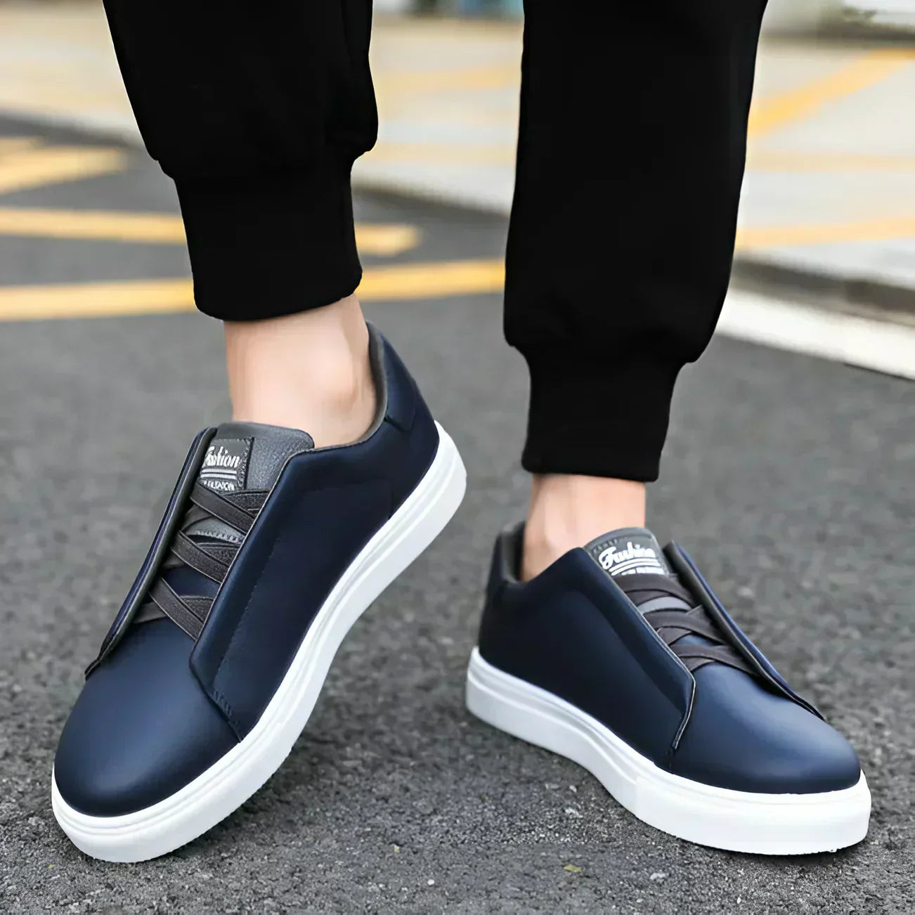 Herrsneakers Klassisk Stil och Komfort för Vardagsbruk och Fina Tillfällen