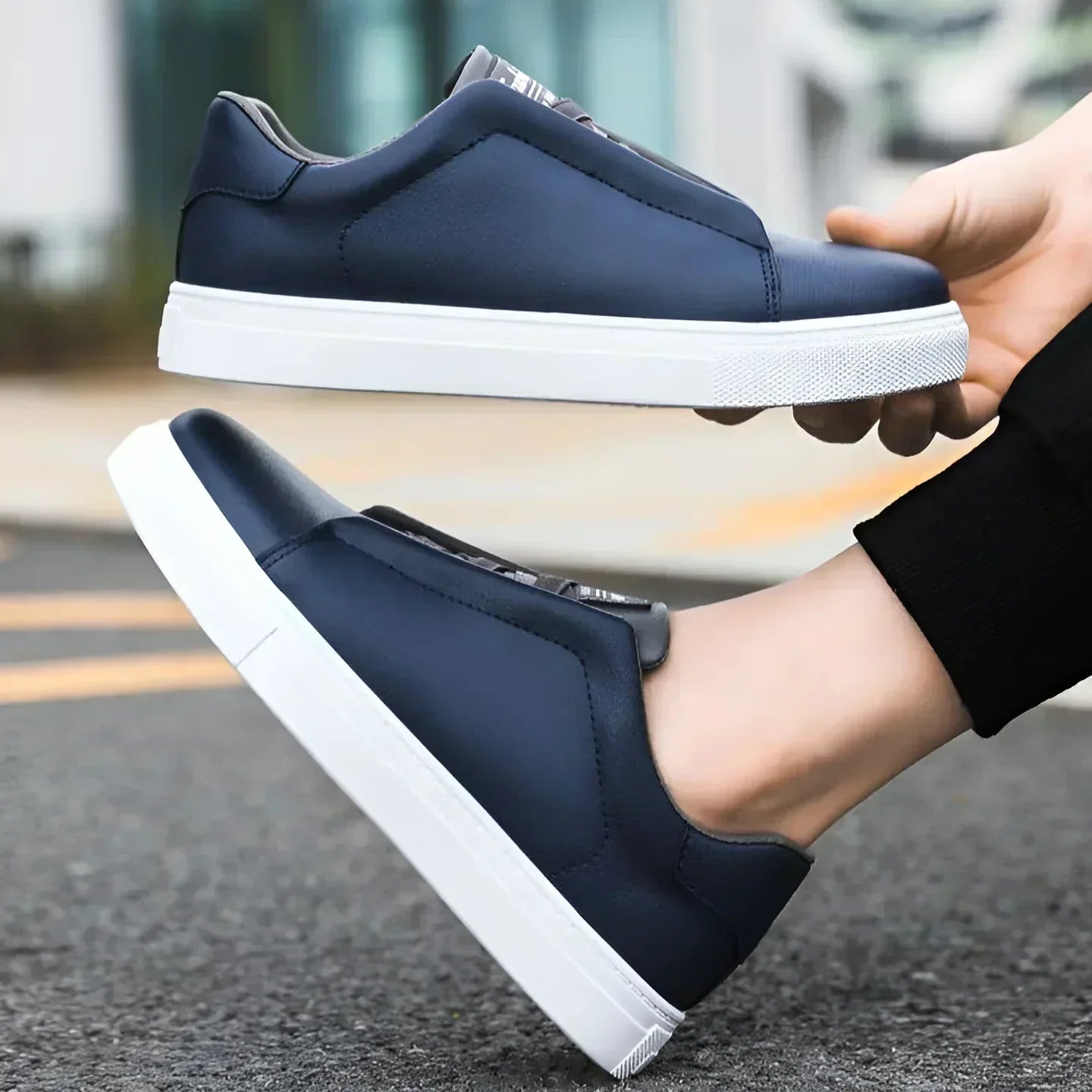 Herrsneakers Klassisk Stil och Komfort för Vardagsbruk och Fina Tillfällen