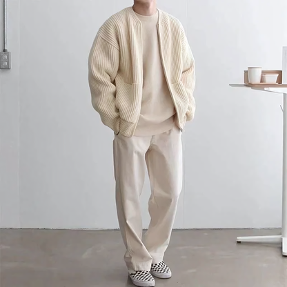 Herrstickad cardigan med dragkedja – modern vardagsstil och komfort